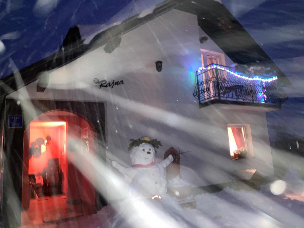 Relax Home Rajna コレニツァ エクステリア 写真