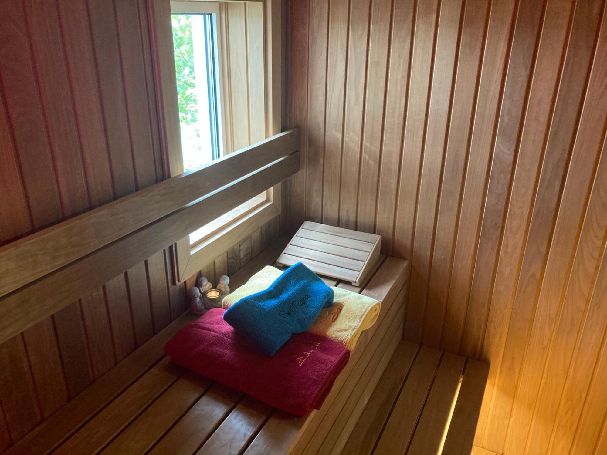 Relax Home Rajna コレニツァ エクステリア 写真